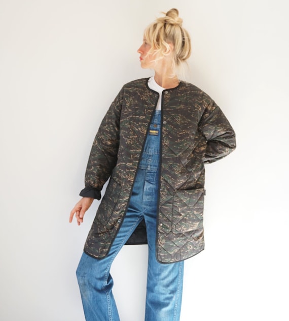Vintage Carhartt Camo Quilted Liner Jacket | Quilt