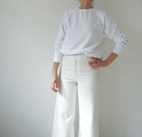 Vintage White Raglan Sweatshirt | 80s White Crewne