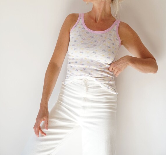 Vintage White Ribbed Tank | White Suns & Umbrellas