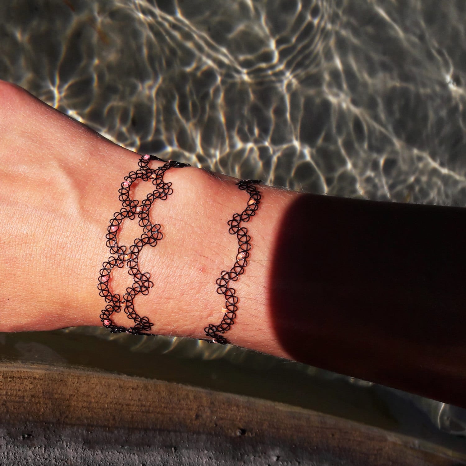 21 Bracelet Tattoo Ideas That Look Like Jewelry - StayGlam | Tattoo bracelet,  Wrist bracelet tattoo, Black and white flower tattoo