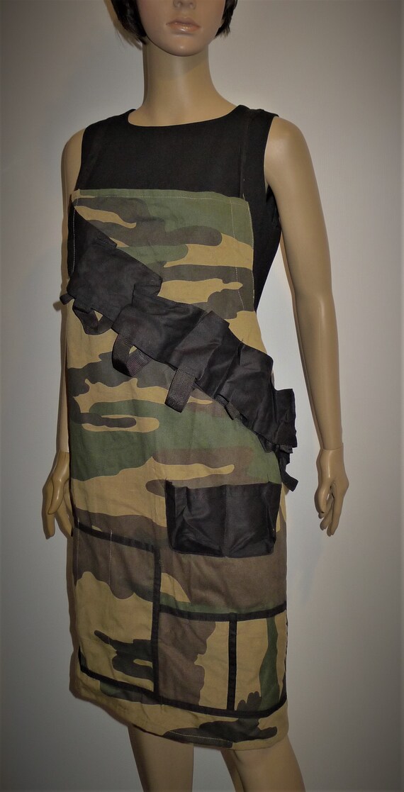 Unique vtge mens camouflage BBQ apron, with everyt