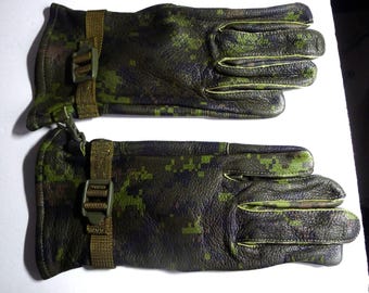 Canadian Armed Forces issued CADPAT leather gloves - ladies' CADPAT leather gloves