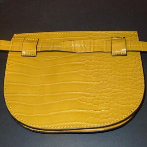 Cute little yellow ZARA Trafaluc crossbody bag with small chain, 7" x 6" x 1" image 3
