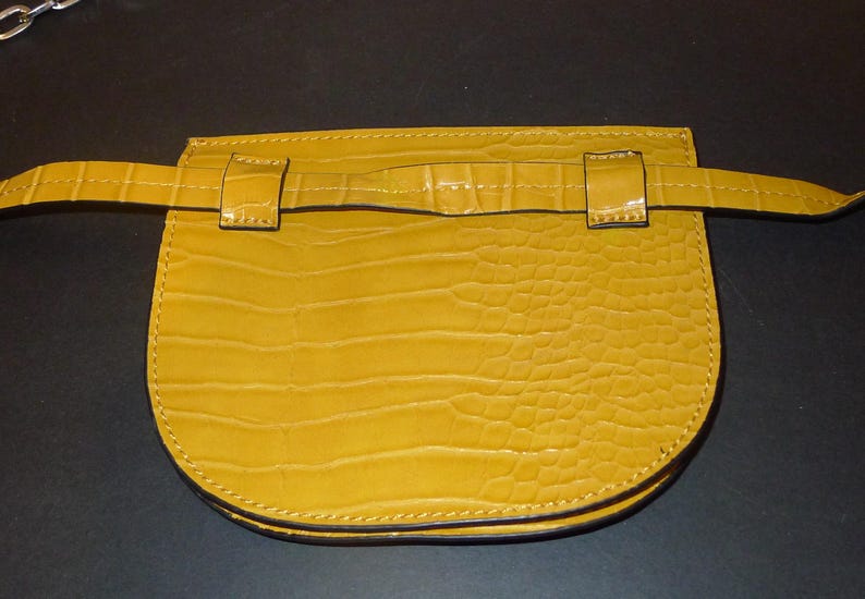 Cute little yellow ZARA Trafaluc crossbody bag with small chain, 7" x 6" x 1" image 3