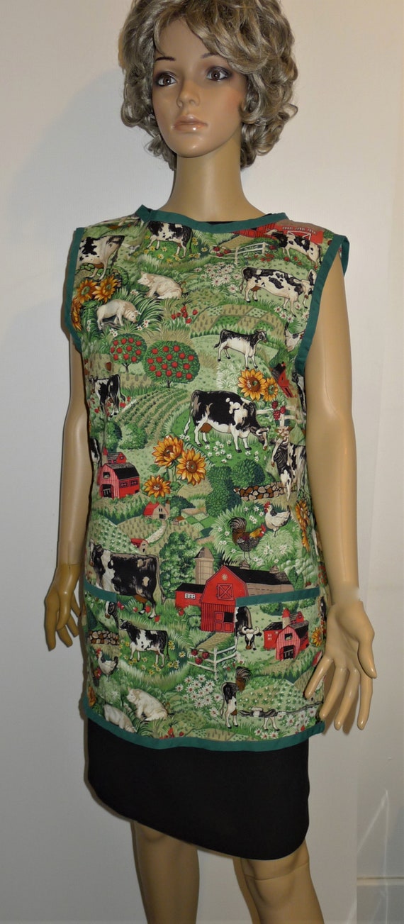 Nice handmade apron with pocket and animal farm m… - image 2