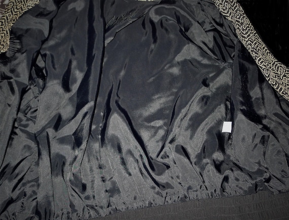 Superb black silk jacket with flower signed Peter… - image 9