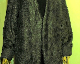Rare pretty vtge long green fuzzy 100% NYLON cardigan - in excellent condition Sz L