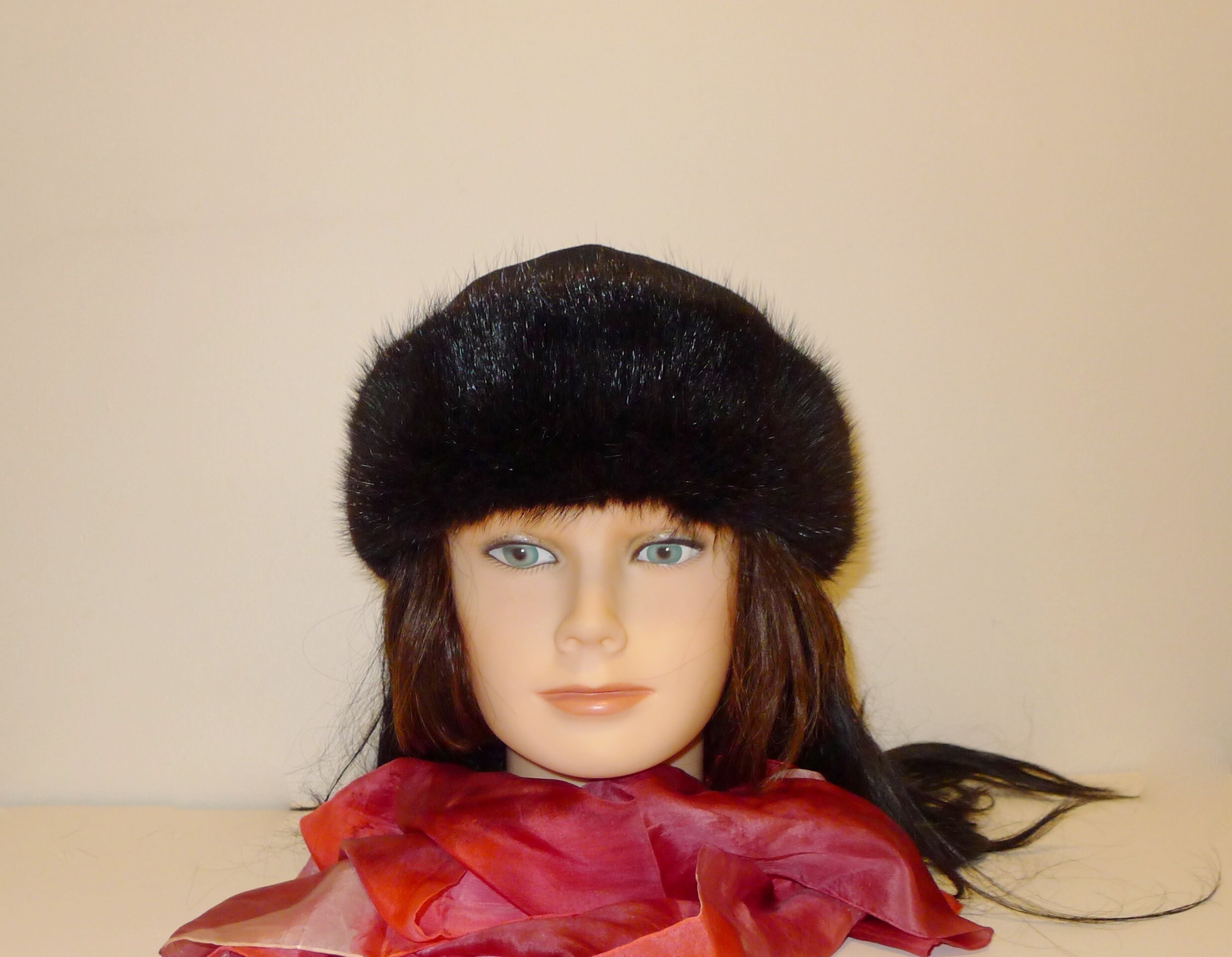 Beautiful Vintage Black/brown VITTORIO Mink Fur Hat With 