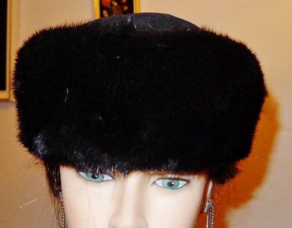 Vittorio Brown  Fur Hat with double Patterned Lining size small Creation Vittorio | Accessories | Creation Vittorio Fur Hat  main image 2