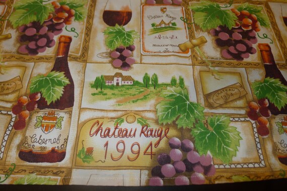 Pretty vintage apron with wine as a theme - image 2