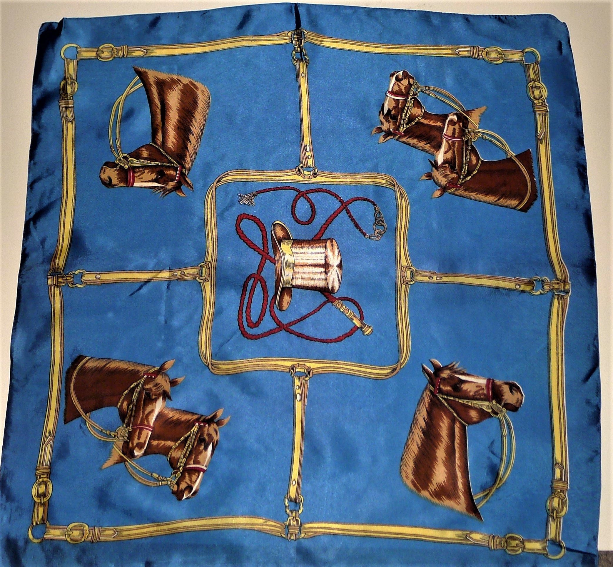Petit Foulard Bandana Coton Rouge - Motifs Fer à Cheval - Vintage - Cadeau Femme FO405
