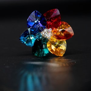 PRIDE Swarovski Rainbow Flower Brooch LGBTQA zdjęcie 4