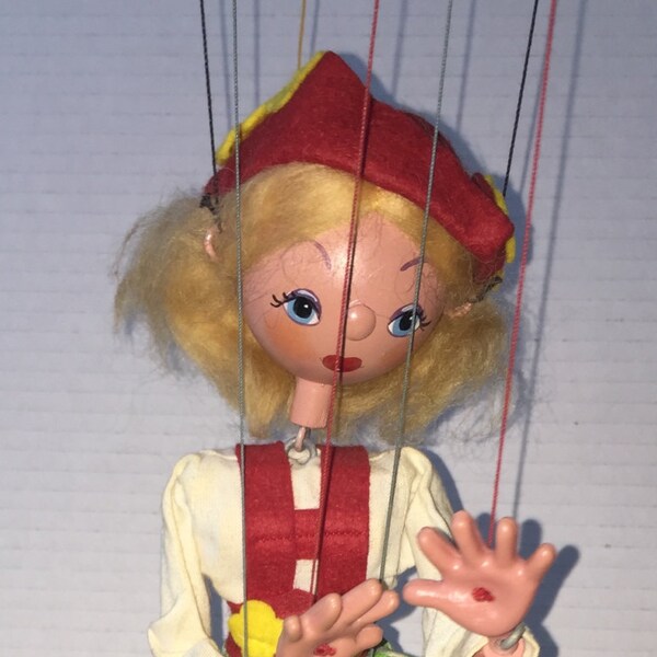 Pelham Marionette Puppet, Tyrollean Girl
