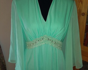 1970s style cocktail dress