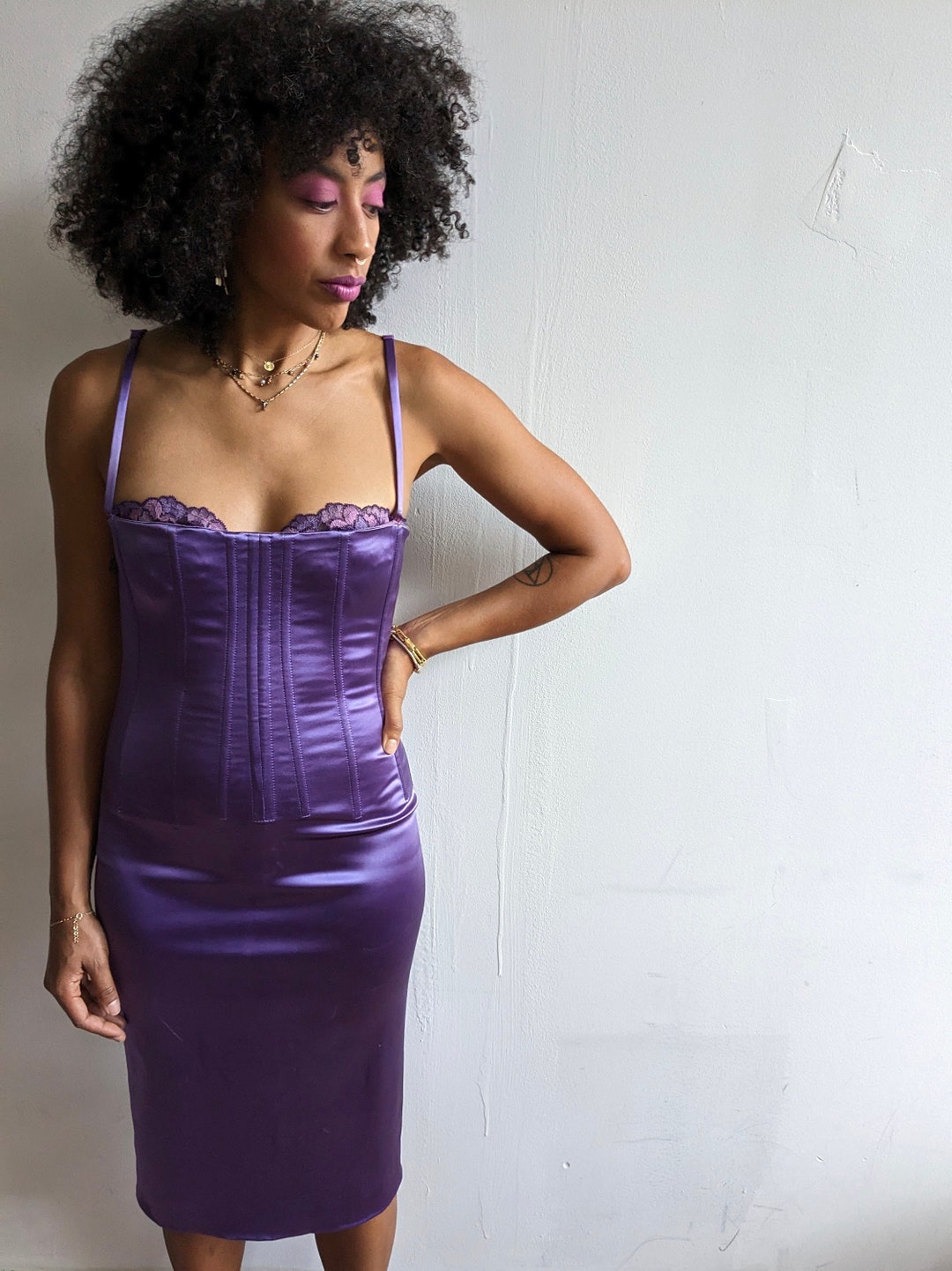 【関税＆送料込み】Dolce & Gabbana 'Longuette' Purple Stret DOLCE & GABBANA Underwear Purple Silk Underwired Balconette