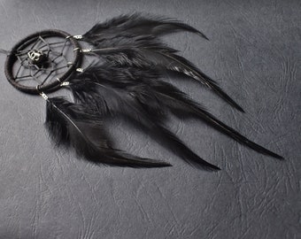 Attrape rêves longues plumes noires de coq et crane faucheuse tête de mort acier inox Fait main/ Capteur Pentacle métal Déco Witch gothique