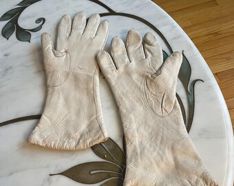 Vintage 1960s Off White Leather Gloves Made in Italy Italian Leather Gloves Longline Dayne Taylor Gloves