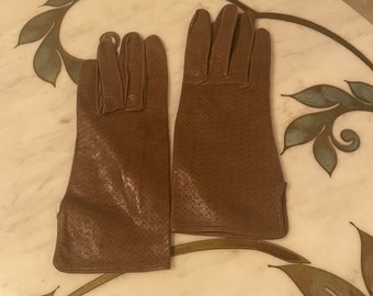 Vintage 1960s Brown Leather Perforated Leather Winter Gloves Made in Italy Italian Leather Gloves