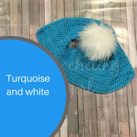 Horse pom pom hat Clearance