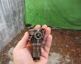 Steampunk USB flash drive 16Gb, with a functioning thermometer.