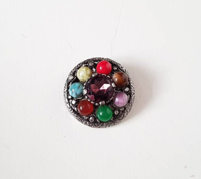 MIRACLE Glass Celtic Round Brooch /& Pendant Collectable 1960s Vintage Agate Style