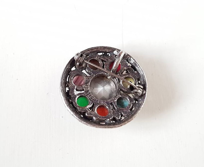 MIRACLE Glass Celtic Round Brooch /& Pendant Collectable 1960s Vintage Agate Style