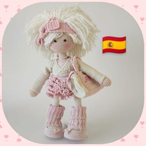 Jacinta patrón de muñeca amigurumi.