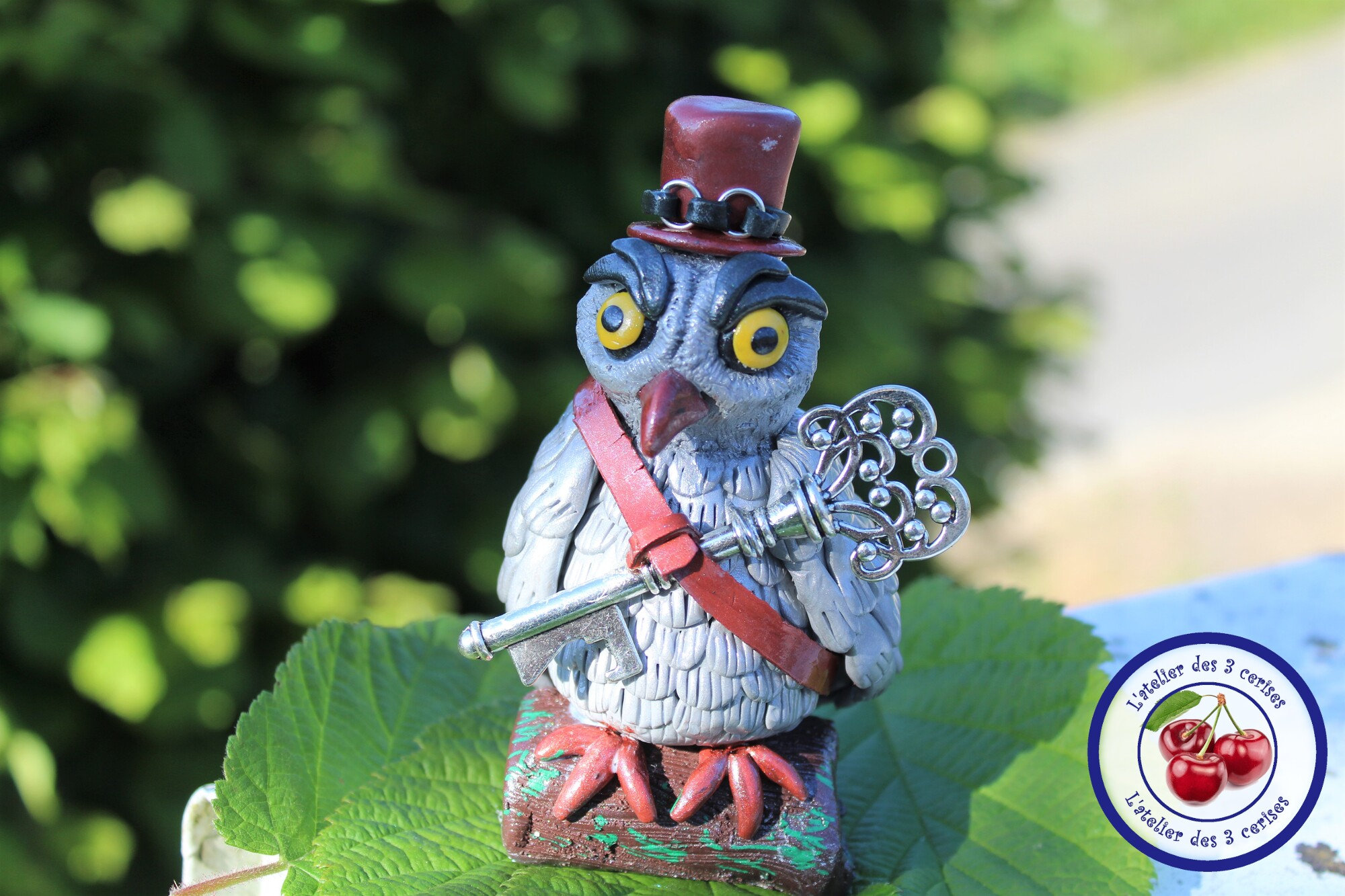 Décoration Chouette Réalisé en Fimo Style Steampunk