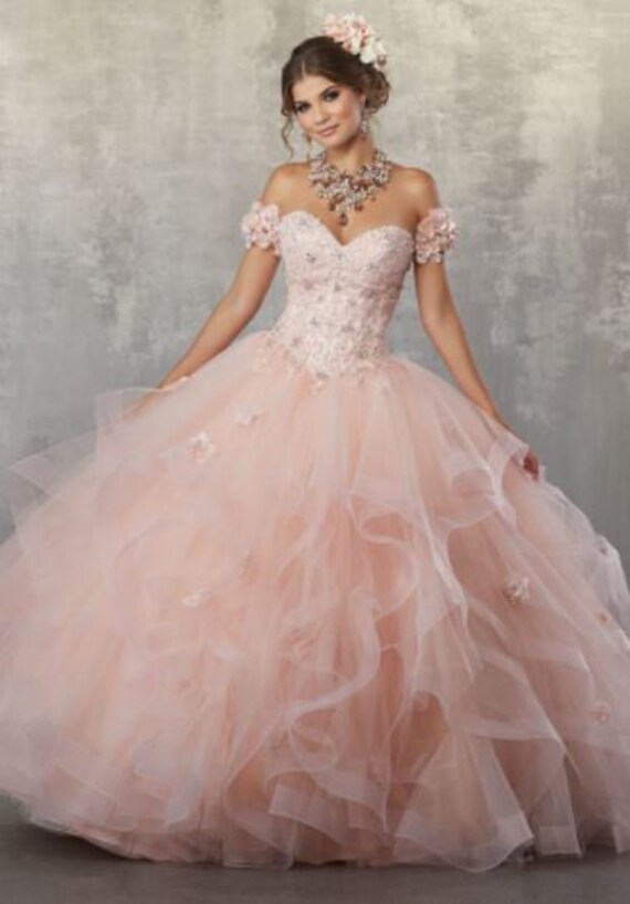 Order your matching Quinceañera set for this dress Etsy