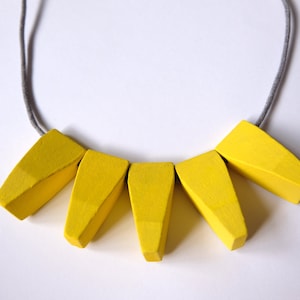 Handmade Yellow Wood/Wooden Bead/Beaded Pendants Necklace - Minimalist/Contrast/Metallic/Statement *5 Designs*