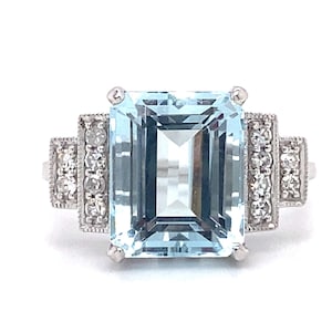 Circa 2000s 5.28 Quilates Aquamarine and Diamond Ring en oro blanco de 18k, FD # 621A
