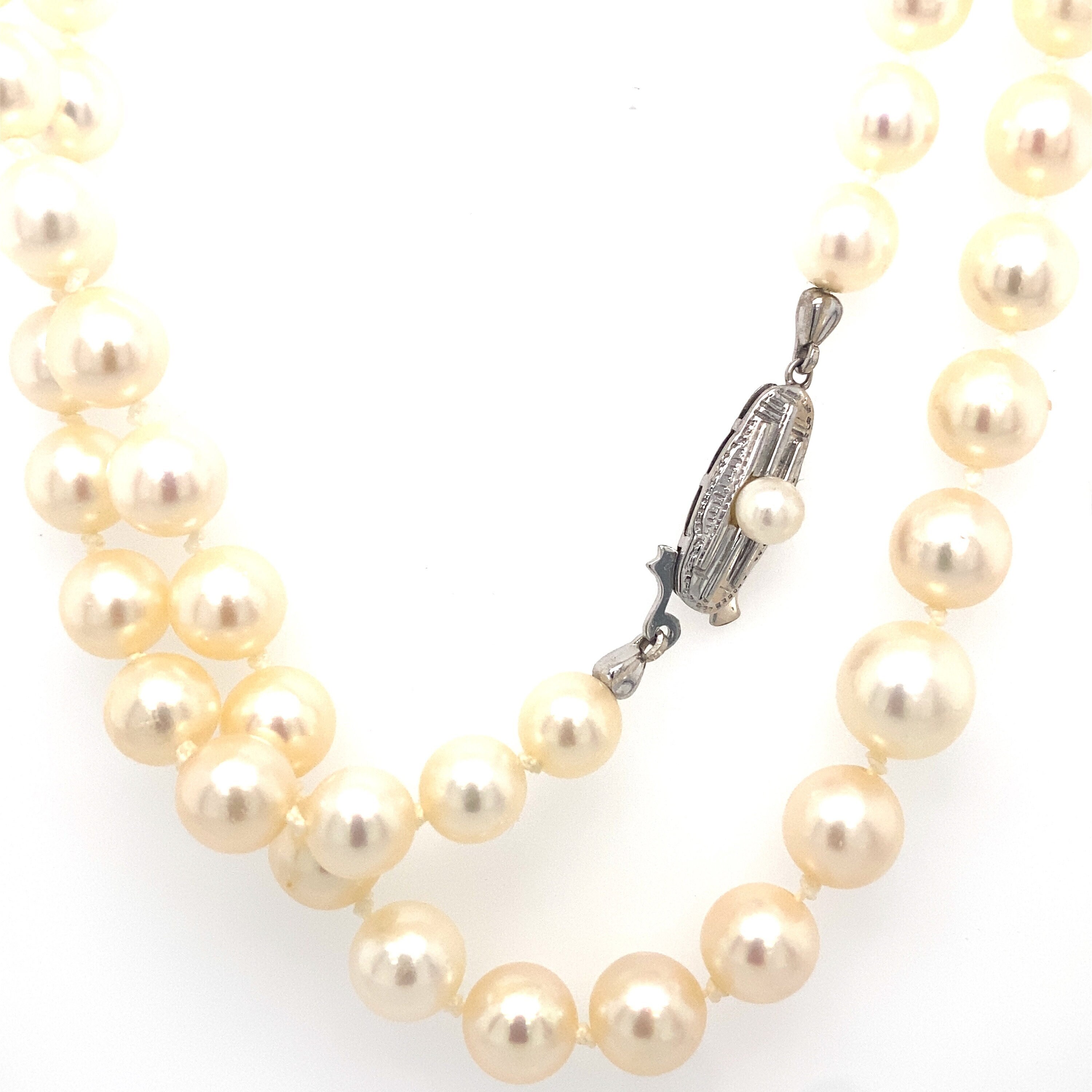 Circa 1960s Akoya Pearl Necklace 22 