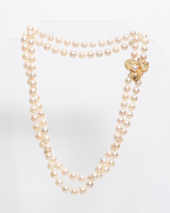 Collana girocollo con margherite e perline fatte a mano