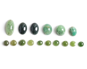 Jade Cabochon Parti: Polerade ädelstenar för smycken (26,53 cttv)