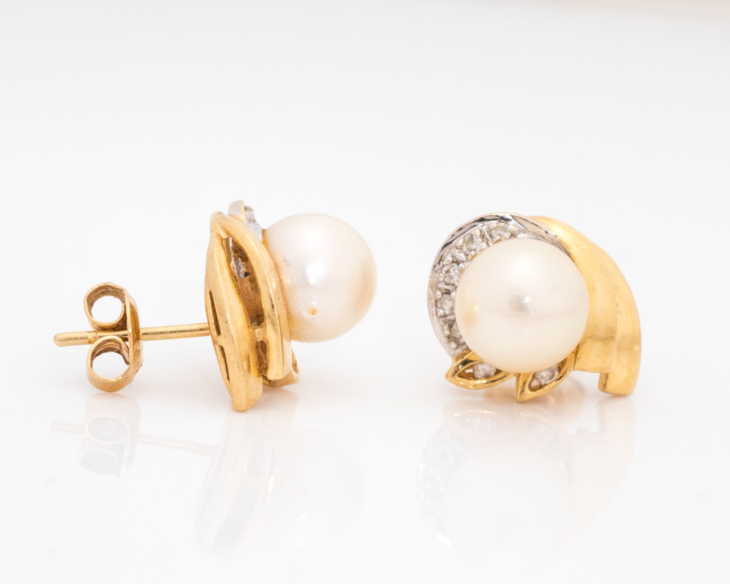 Circa 1980s Pearl, Diamond, 14k Two Tone Gold Earrings, VJ