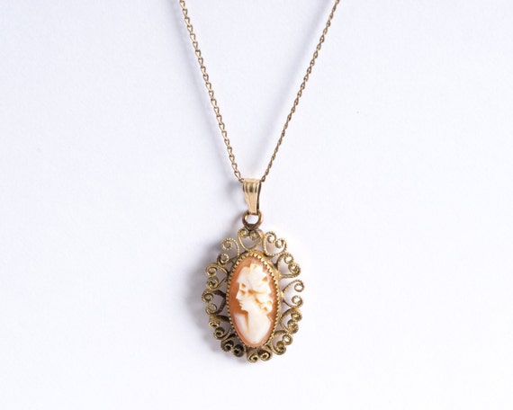 Circa 1920s Art Deco Oval Cameo Portrait Amulet N… - image 4