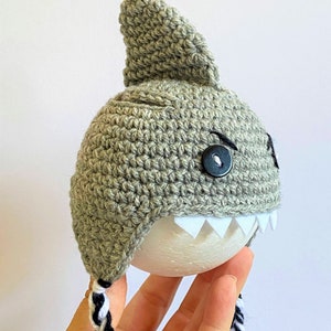 Shark hat for cat with adorable fin on top and felt teeth cute, handmade crochet pet beanie cat costume accessory image 5