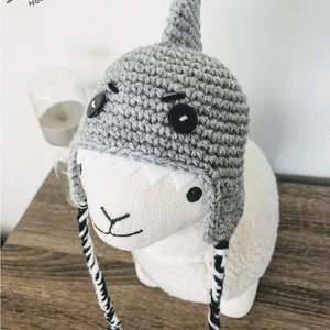 Shark hat for cat with adorable fin on top and felt teeth cute, handmade crochet pet beanie cat costume accessory image 6