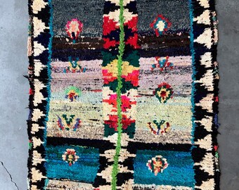 BOUCHEROUITE MOROCCAN RUG #210 - Vintage Handmade Carpet