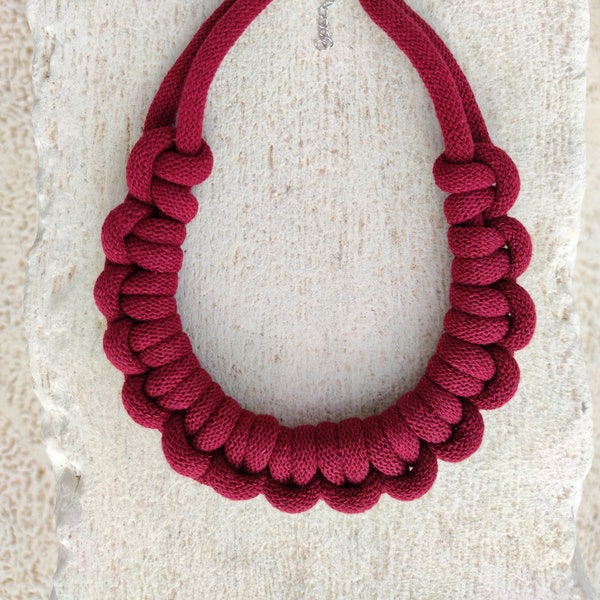Collier ras de cou corde rouge en tissu, tour de cou épais, corde épaisse, collier bohème réglable en longueur, tour de cou ethnique bijoux volumineux