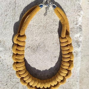 Collier ras de cou corde rouge en tissu, tour de cou épais, corde épaisse, collier bohème réglable en longueur, tour de cou ethnique bijoux volumineux image 7