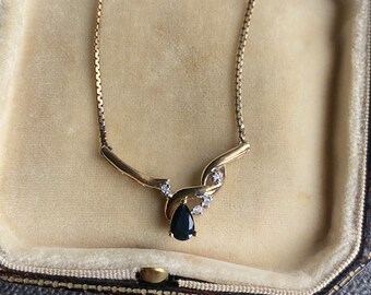 Stunning 9ct Gold Sapphire & Diamond Necklace Pendant Snake Chain!