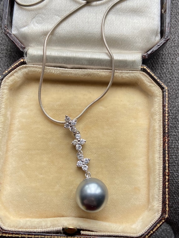 Stunning Sterling Silver Faux Pearl & Sparkly Cub… - image 1