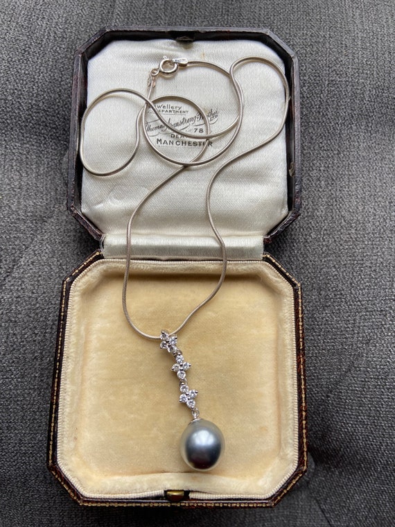 Stunning Sterling Silver Faux Pearl & Sparkly Cub… - image 3