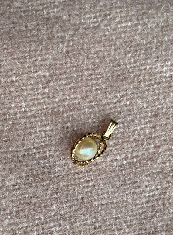 Stunning Vintage 14ct Gold Cultured Pearl Pendant!