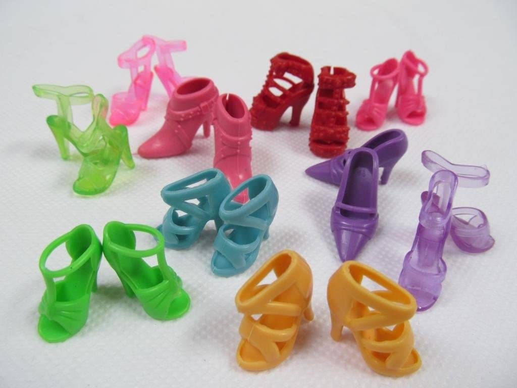 Barbie store baby shoes