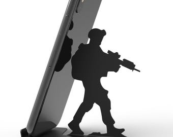 BZ Soldiers – Adorable Metal Stands Inspired by the Spirit of military service and Brave Soldiers – Ben
