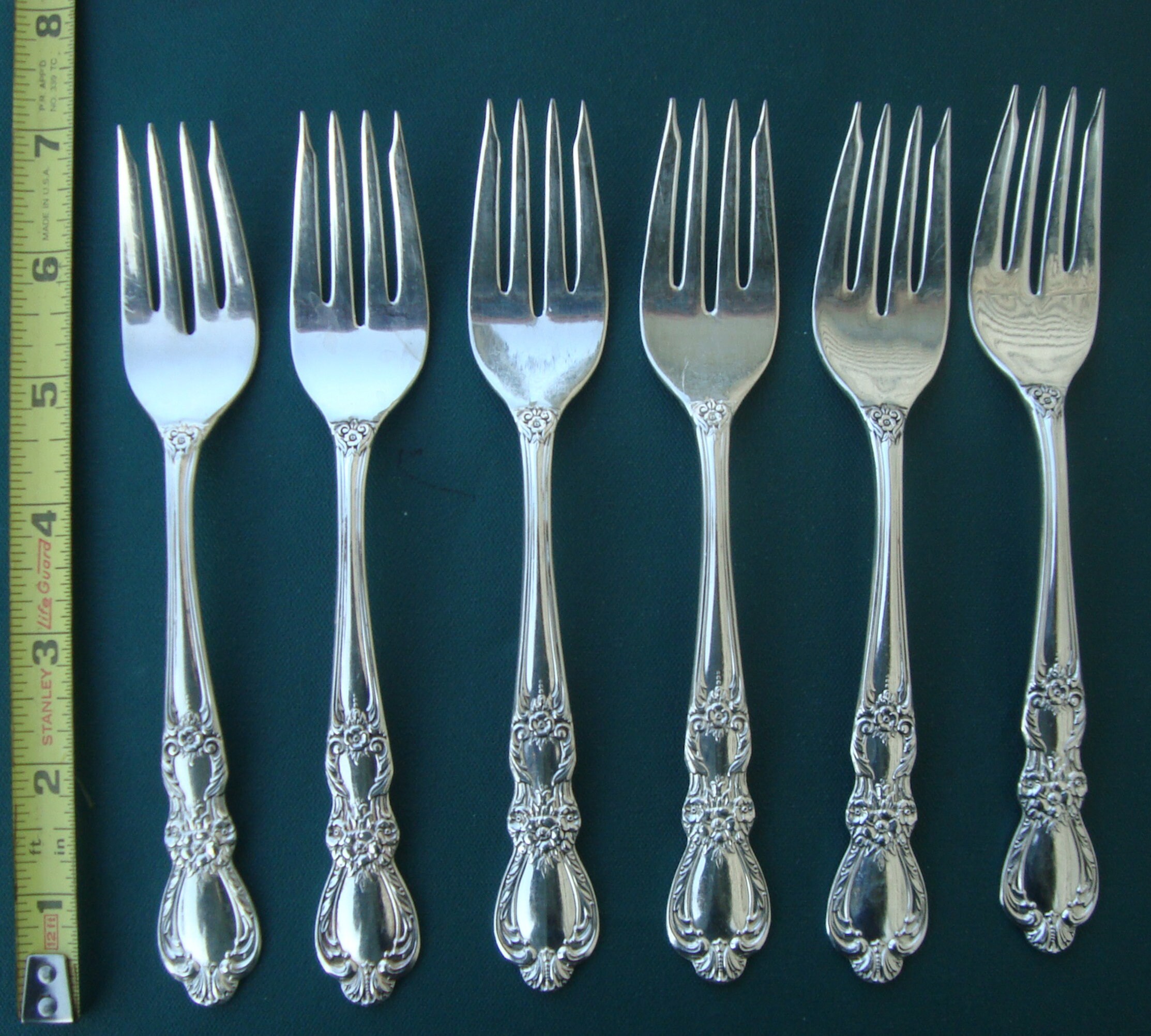 【ROGERS BROS】 ヘリテージ ディナーセット 8名用 HERITAGE ROGERS BROS】 ヘリテージ ディナーセット 8名用 HERITAGE