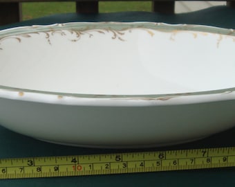 Royal Doulton FONTAINEBLEAU GREEN Oval Vegetable Serving Bowl 10 3/4"