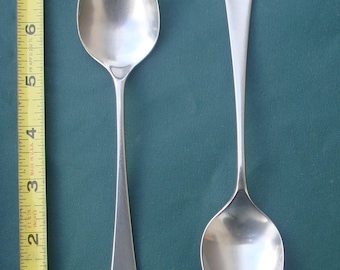 WMF Cromargan Germany FINESSE 2 Oval Soup Spoons MCM Mod Stainless Flatware 7 1/4&quot;